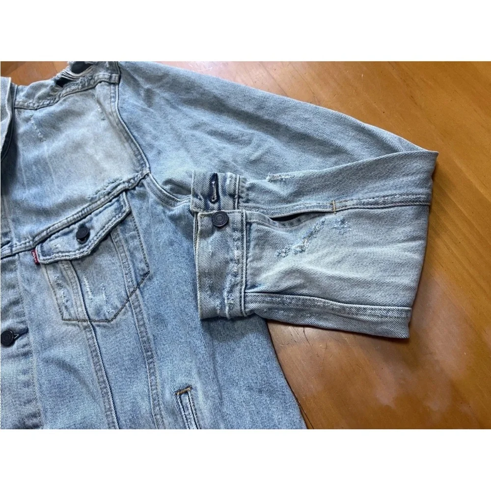 Levi’s Men’s Trucker Jacket XXL Distressed Denim Soft Broken-In Feel 25x29 - Picture 16 of 16